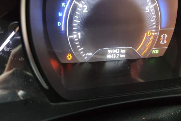 Used Renault Koleos 2018 2.5L Two-Wheel Drive Prestige Edition Odometer Close Up