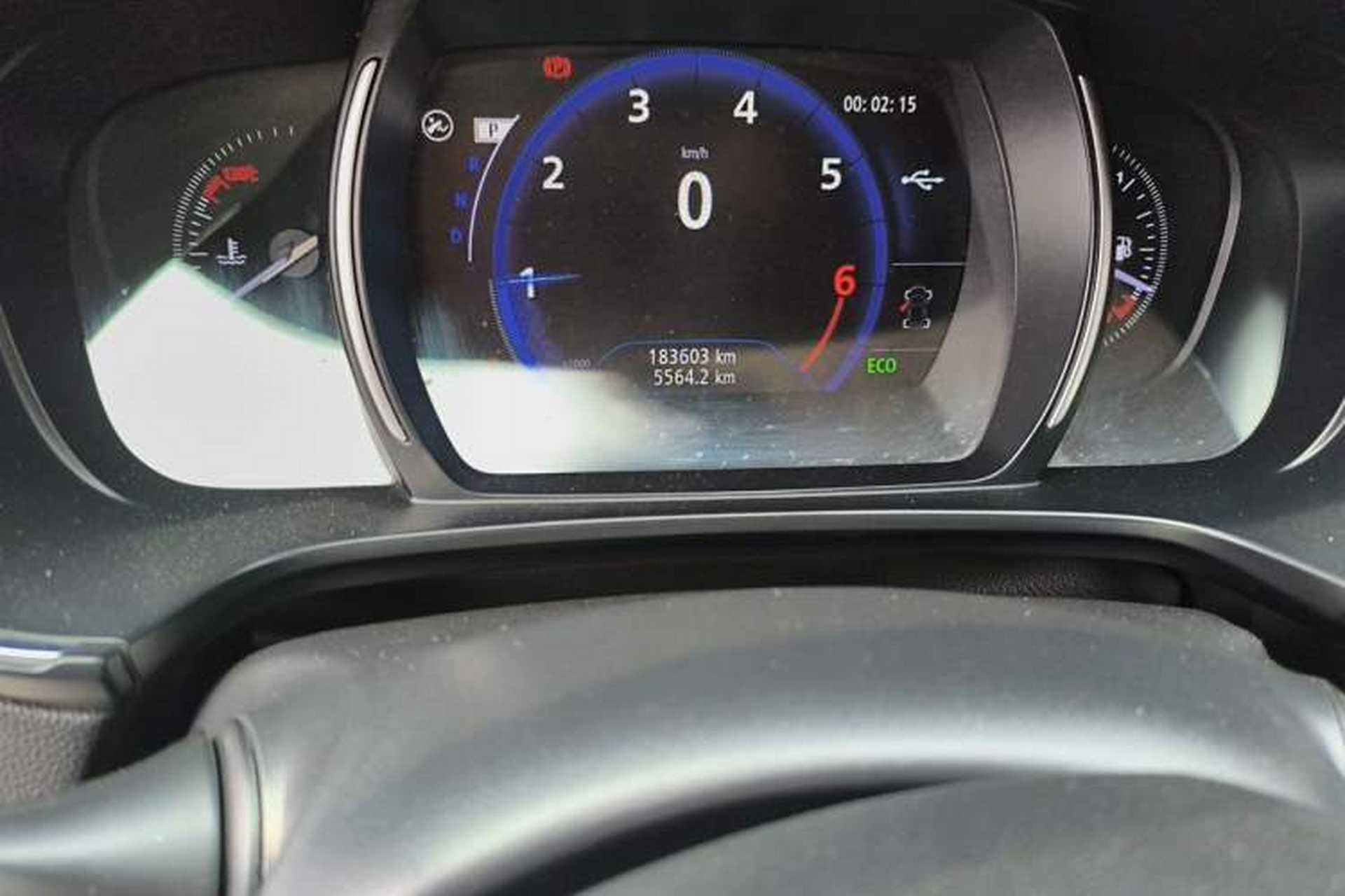 Used Renault Koleos 2018 2.0L Two-Wheel Drive Comfort Edition Odometer Close Up