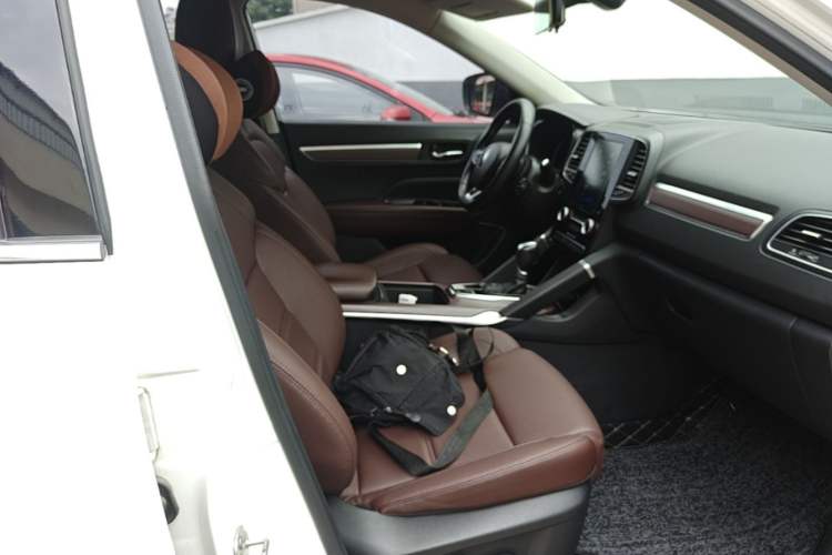 Used Renault Koleos 2018 2.5L Two-Wheel Drive 120th Anniversary Limited Edition Right Front Seat