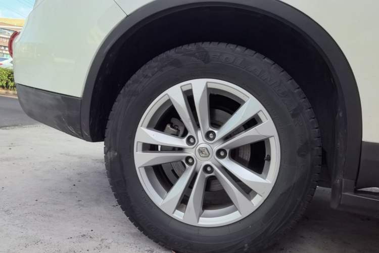 Used Renault Koleos 2018 2.0L Two-Wheel-Drive Luxury Edition Right Rear Wheel Hub