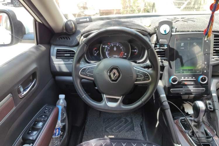 Used Renault Koleos 2018 2.0L Two-Wheel Drive 120th Anniversary Limited Edition Steering Wheel