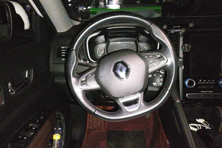 Used Renault Koleos 2018 2.0L Two-Wheel Drive 120th Anniversary Limited Edition Steering Wheel