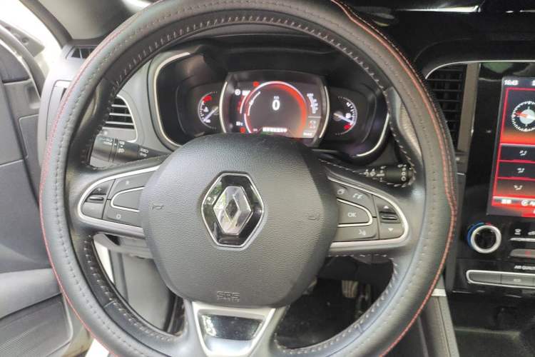 Used Renault Koleos 2018 2.0L Two-Wheel Drive 120th Anniversary Limited Edition Steering Wheel