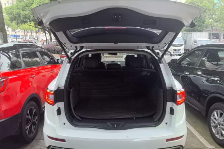 Used Renault Koleos 2018 2.0L Two-Wheel Drive 120th Anniversary Limited Edition Trunk