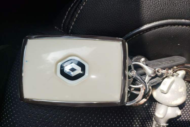 Used Renault Koleos 2018 2.5L Four-Wheel Drive Ultimate Edition Vehicle Key
