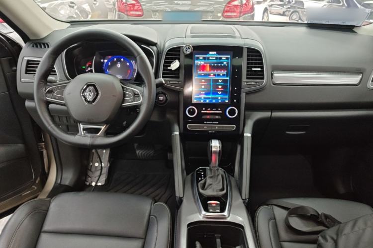 Used Renault Koleos 2018 2.5L Two-Wheel Drive Prestige Edition Center Console