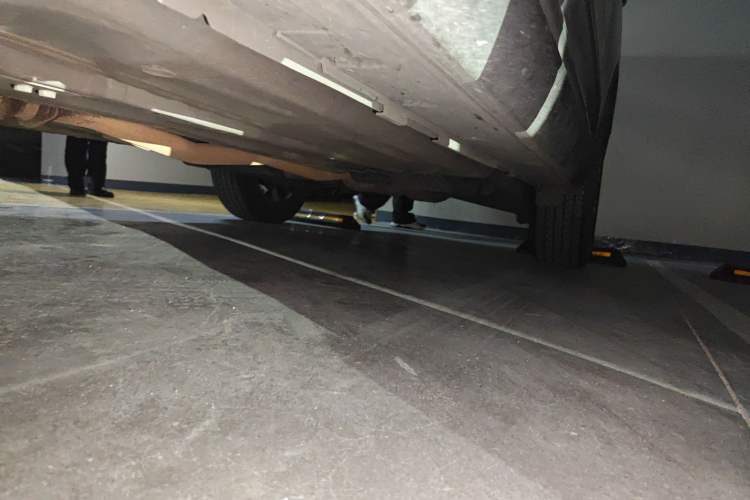 Used Renault Koleos 2018 2.5L Two-Wheel Drive Prestige Edition Chassis Front Left