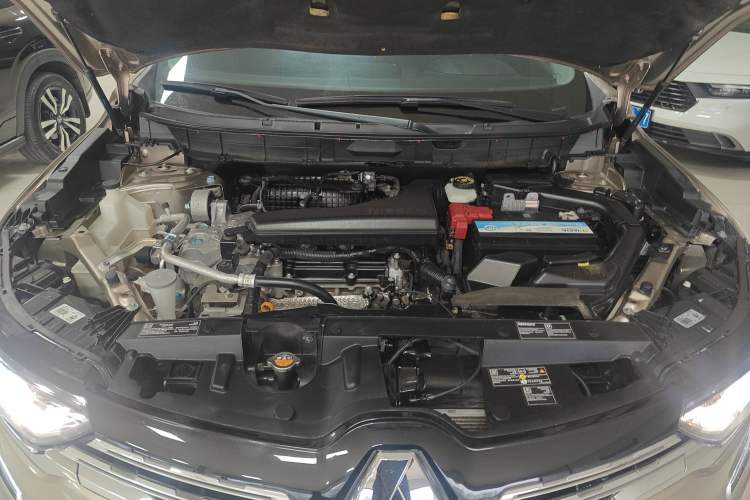 Used Renault Koleos 2018 2.5L Two-Wheel Drive Prestige Edition Engine Bay