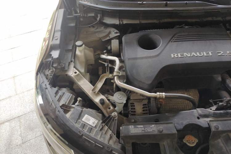 Used Renault Koleos 2018 2.5L 4x4 Flagship Edition Engine Bay Right
