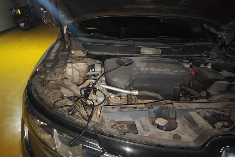 Used Renault Koleos 2018 2.5L Two-Wheel Drive Prestige Edition Engine Bay Right