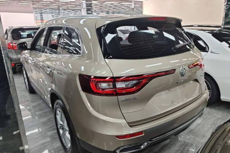 Used Renault Koleos 2018 2.5L Two-Wheel Drive Prestige Edition Exterior 2