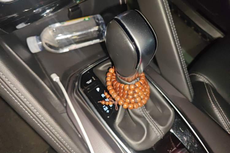 Used Renault Koleos 2018 2.5L Two-Wheel Drive Prestige Edition Gear Lever