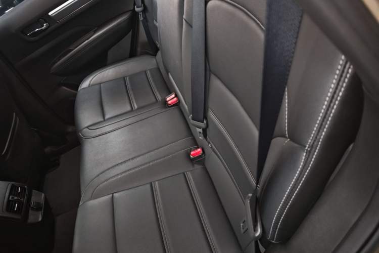 Used Renault Koleos 2018 2.5L Two-Wheel Drive Prestige Edition Left Rear Seat