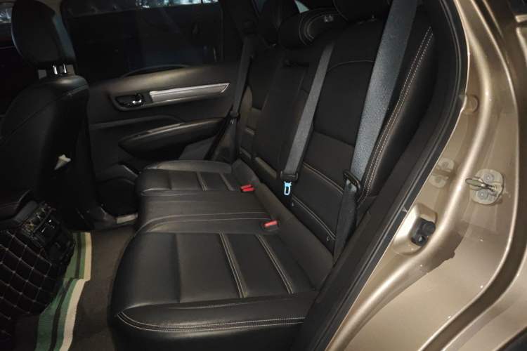 Used Renault Koleos 2018 2.5L Two-Wheel Drive Prestige Edition Left Rear Seat
