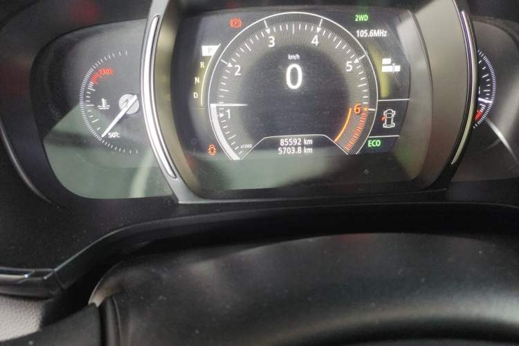 Used Renault Koleos 2018 2.5L 4x4 Flagship Edition Odometer Close Up