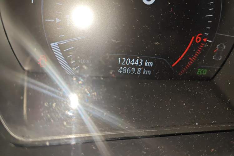 Used Renault Koleos 2018 2.5L Two-Wheel Drive Prestige Edition Odometer Close Up