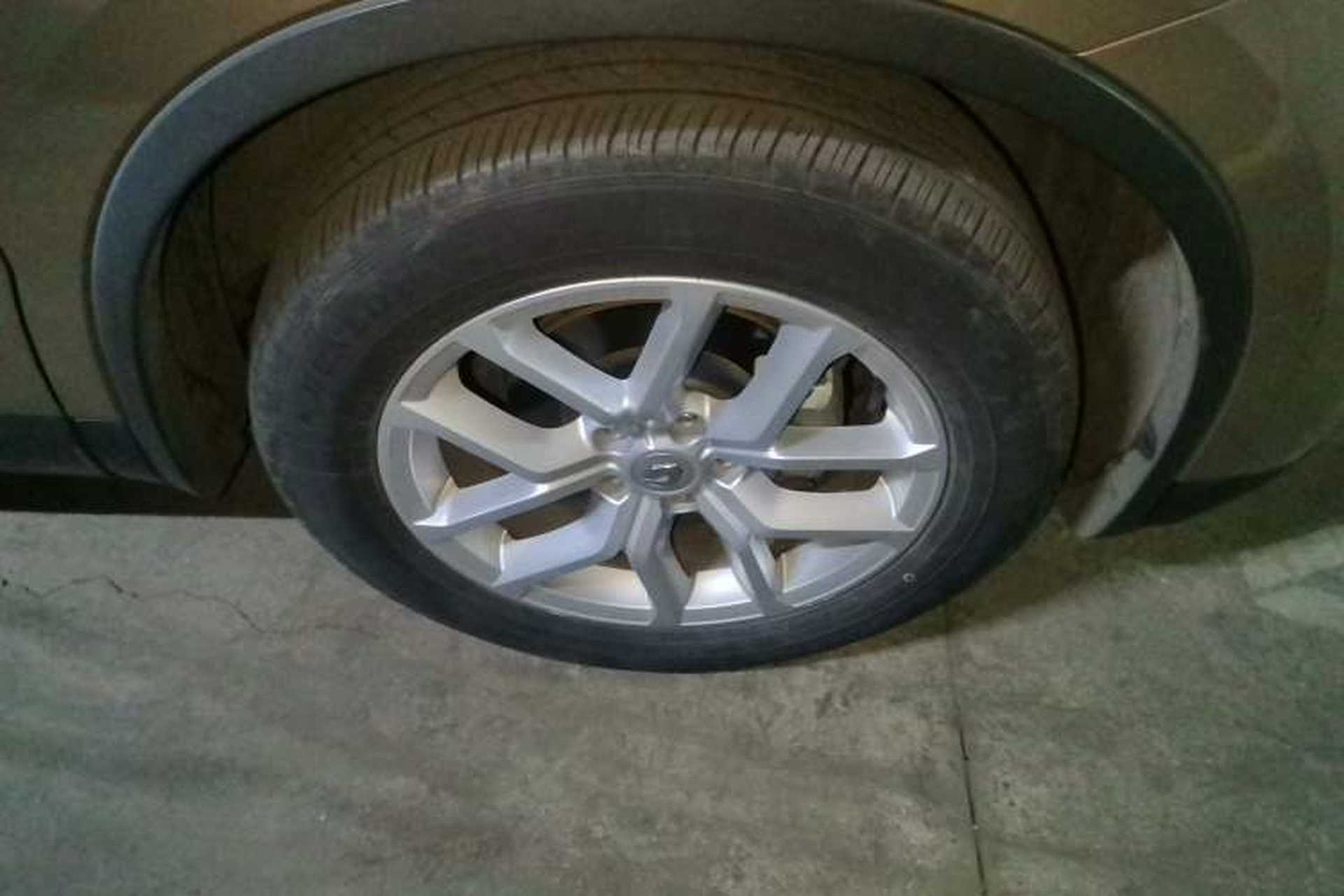 Used Renault Koleos 2018 2.5L Four-Wheel Drive Prestige Edition Right Front Wheel Hub