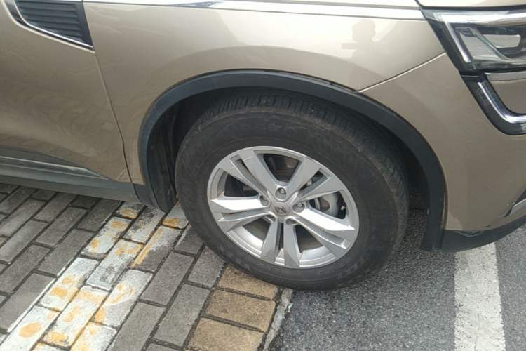 Used Renault Koleos 2018 2.0L Two-Wheel-Drive Luxury Edition Right Front Wheel Hub