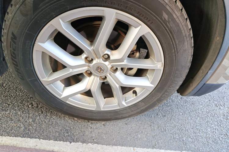Used Renault Koleos 2018 2.5L Two-Wheel Drive Prestige Edition Right Front Wheel Hub