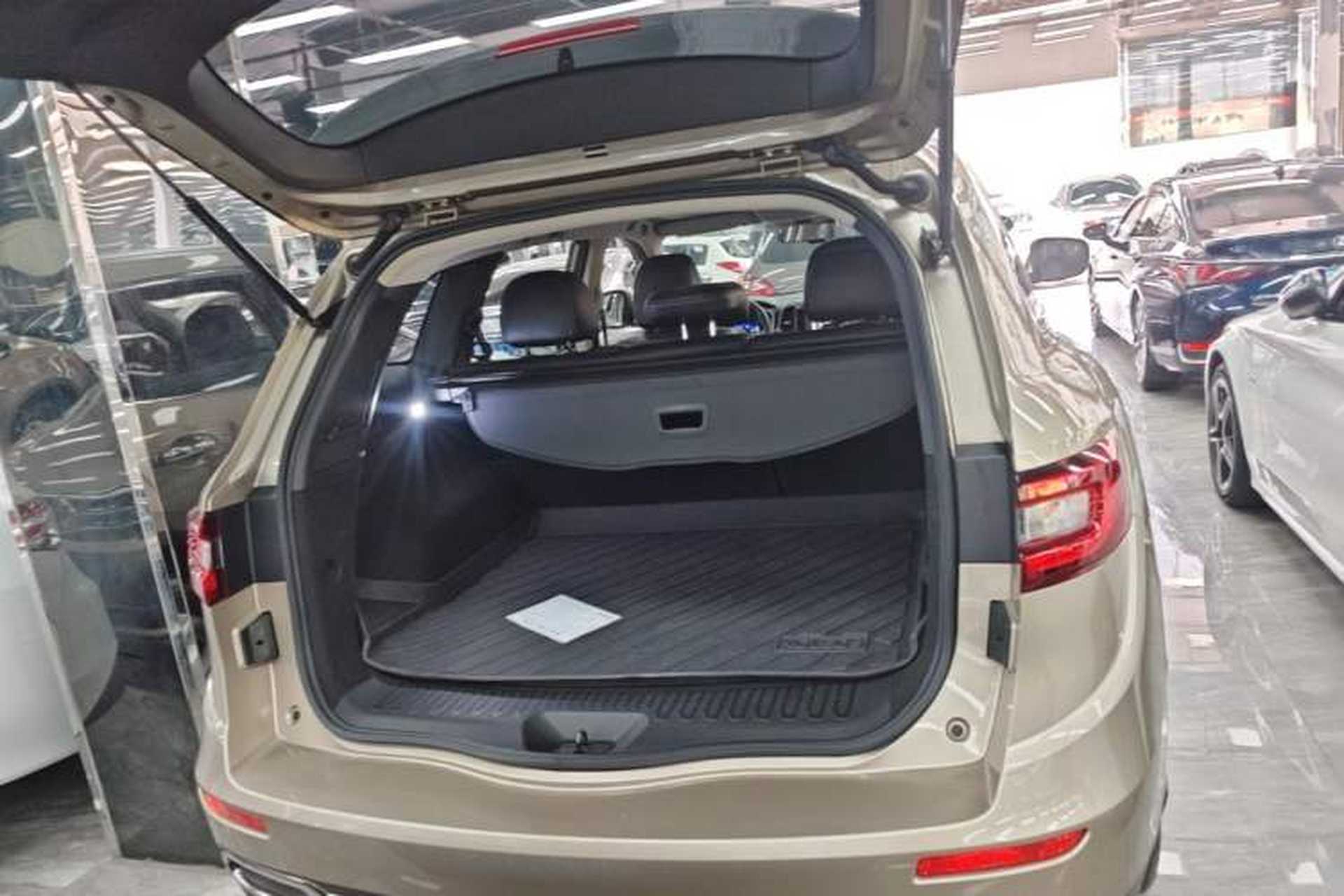 Used Renault Koleos 2018 2.5L Two-Wheel Drive Prestige Edition Trunk