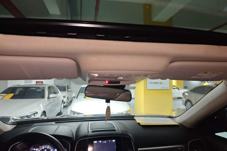 Used Renault Koleos 2019 SCe200 Two-Wheel Drive Explore Smart Edition China VI Standard Headliner
