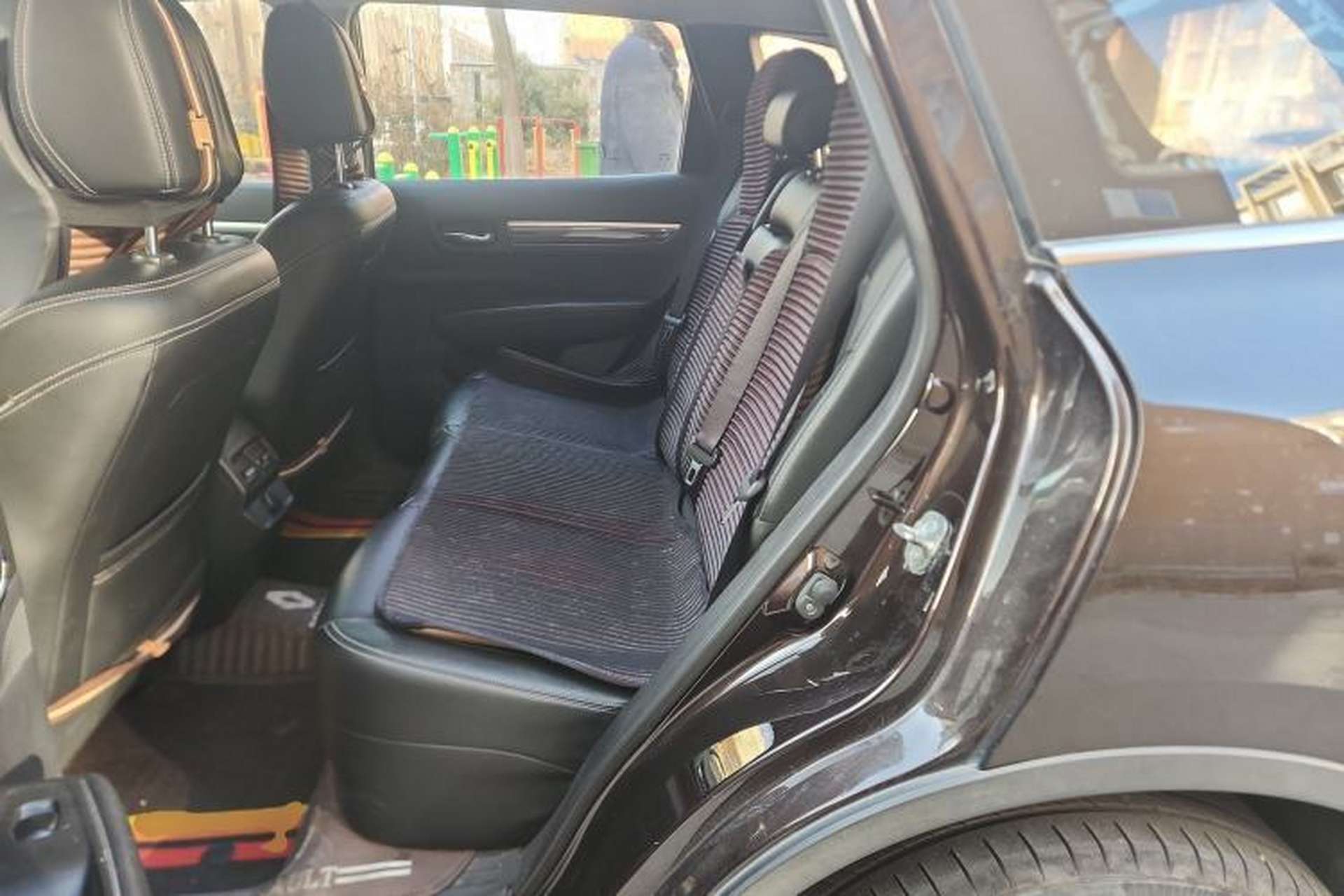 Used Renault Koleos 2019 SCe200 Two-Wheel Drive Explore Smart Edition China VI Standard Left Rear Seat