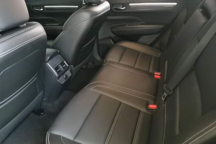 Used Renault Koleos 2019 SCe200 Two-Wheel Drive Explore Smart Edition China VI Standard Left Rear Seat