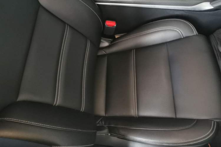 Used Renault Koleos 2019 SCe200 Two-Wheel Drive Explore Smart Edition China VI Standard Right Front Seat