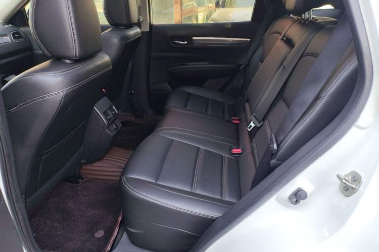 Used Renault Koleos 2019 SCe200 Two-Wheel Drive Explore Smart Edition China VI Standard Left Rear Seat