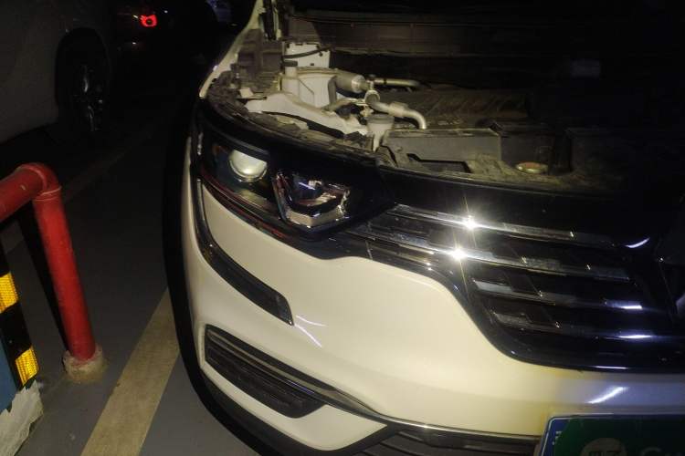 Used Renault Koleos 2019 SCe200 Two-Wheel Drive Explore Smart Edition China VI Standard Right Front Headlight