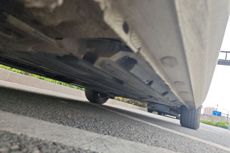 Used Renault Laguna 2011 2.0T Comfort Edition Chassis Front Left