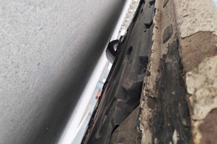 Used Renault Laguna 2011 2.0T Comfort Edition Chassis Front Right