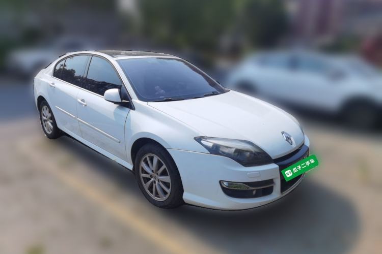 Used Renault Laguna 2011 2.0T Comfort Edition Front Right 45 Deg