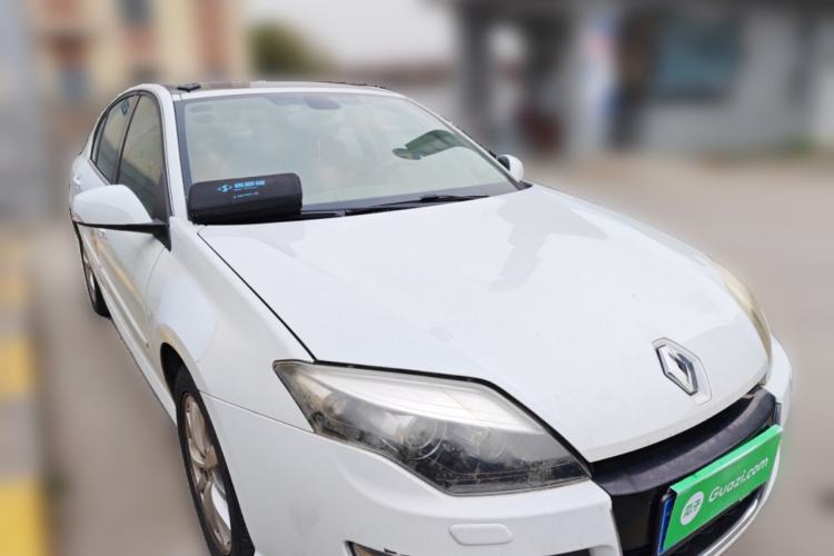Used Renault Laguna 2011 2.0T Comfort Edition Front Right 45 Deg