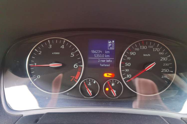 Used Renault Laguna 2011 2.0T Comfort Edition Instrument Cluster