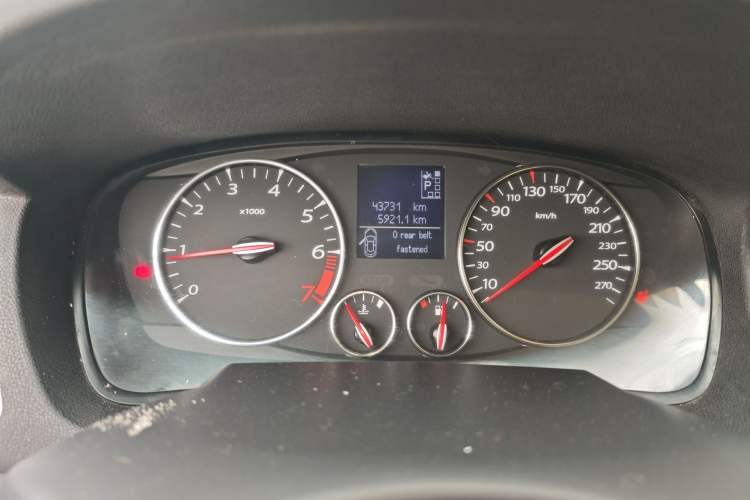 Used Renault Laguna 2011 2.0T Comfort Edition Instrument Cluster