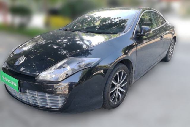 Ojetý Renault Laguna 2012 Gu Bei 2.0T Luxury Navigation Edition