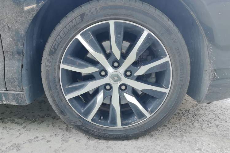 Used Renault Laguna 2012 Gu Bei 2.0T Luxury Navigation Edition Right Front Wheel Hub