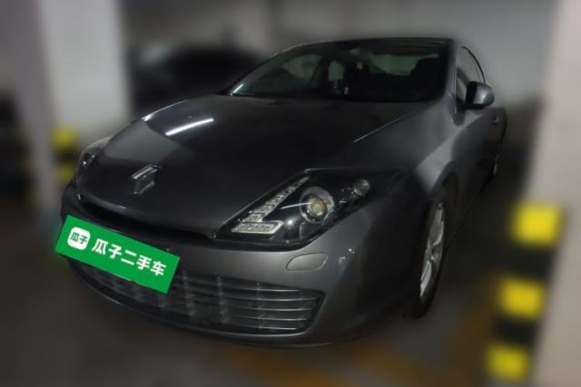Ojetý Renault Laguna 2012 Gu Bei 2.0T Luxury Navigation Edition