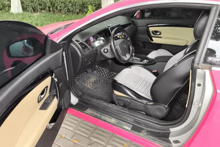 Used Renault Laguna 2012 Gu Bei 2.0T Luxury Navigation Edition Driver Seat
