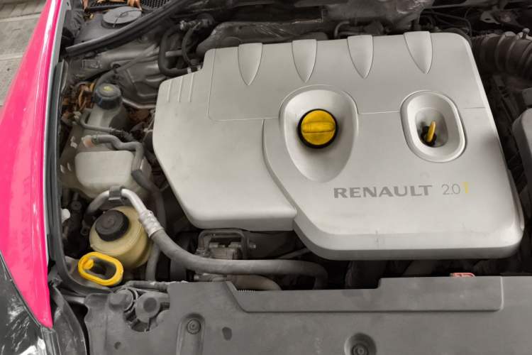 Used Renault Laguna 2012 Gu Bei 2.0T Luxury Navigation Edition Engine Bay Right