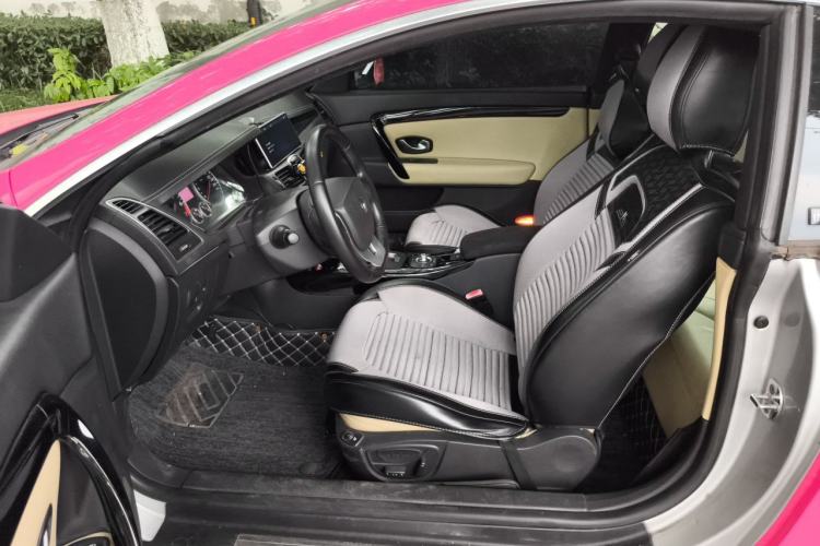 Used Renault Laguna 2012 Gu Bei 2.0T Luxury Navigation Edition Left Front Seat