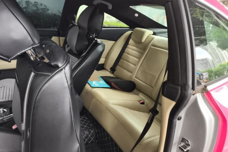 Used Renault Laguna 2012 Gu Bei 2.0T Luxury Navigation Edition Left Rear Seat