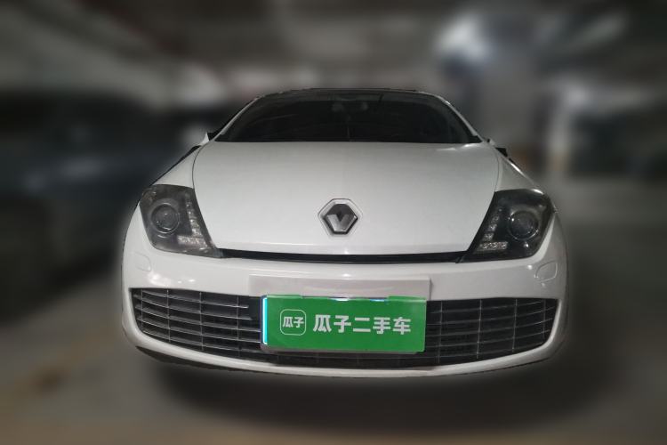Used Renault Laguna 2012 Gu Bei 2.0T Luxury Navigation Edition Front