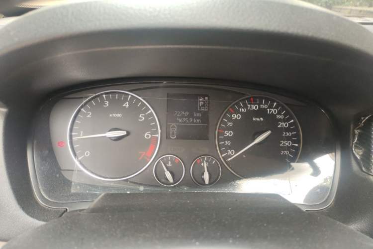 Used Renault Latitude 2011 2.0L CVT Luxury Navigation Edition Instrument Cluster