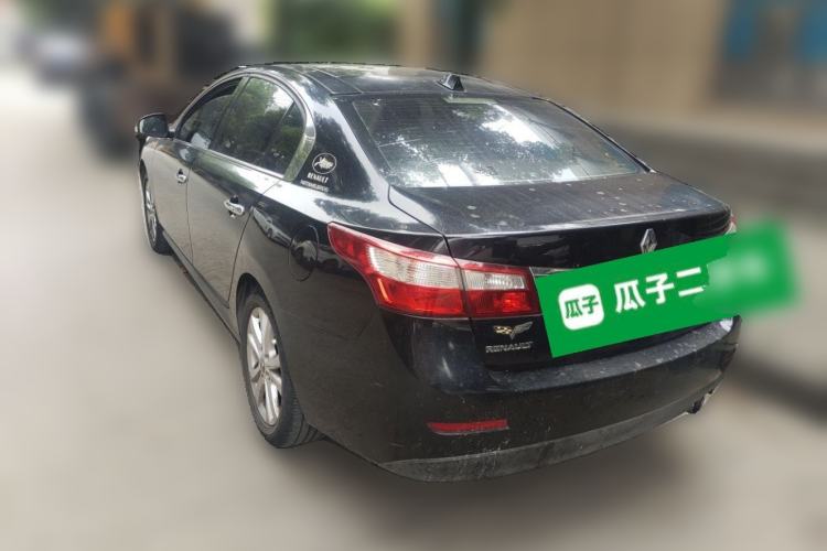 Used Renault Latitude 2011 2.0L CVT Luxury Navigation Edition Rear Left 45 Deg