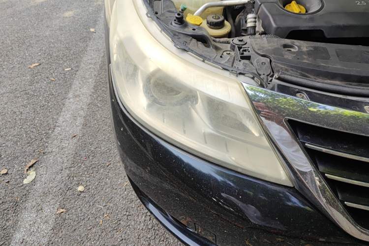 Used Renault Latitude 2011 2.5L Automatic Flagship Navigation Edition Right Front Headlight
