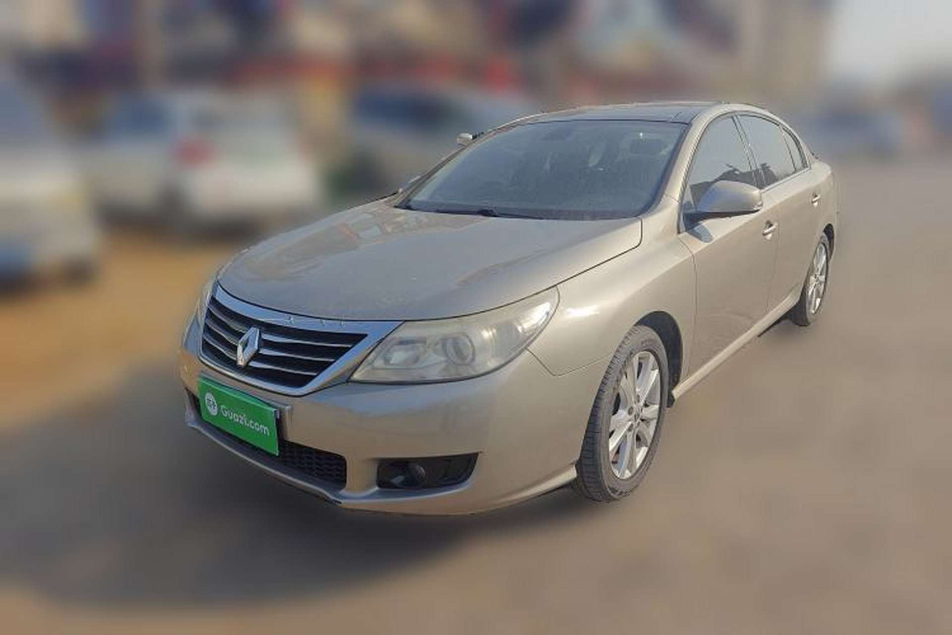 Used Renault Latitude 2011 2.0L CVT Luxury Navigation Edition Front Left 45 Deg