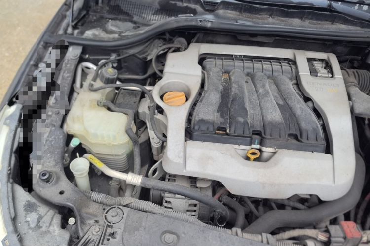 Used Renault Latitude 2013 Revised Version 2.0L CVT Comfort Edition Engine Bay Right