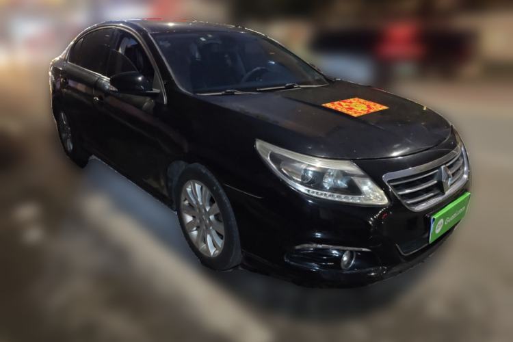 Used Renault Latitude 2013 2.0L CVT Fashion Edition Front Right 45 Deg